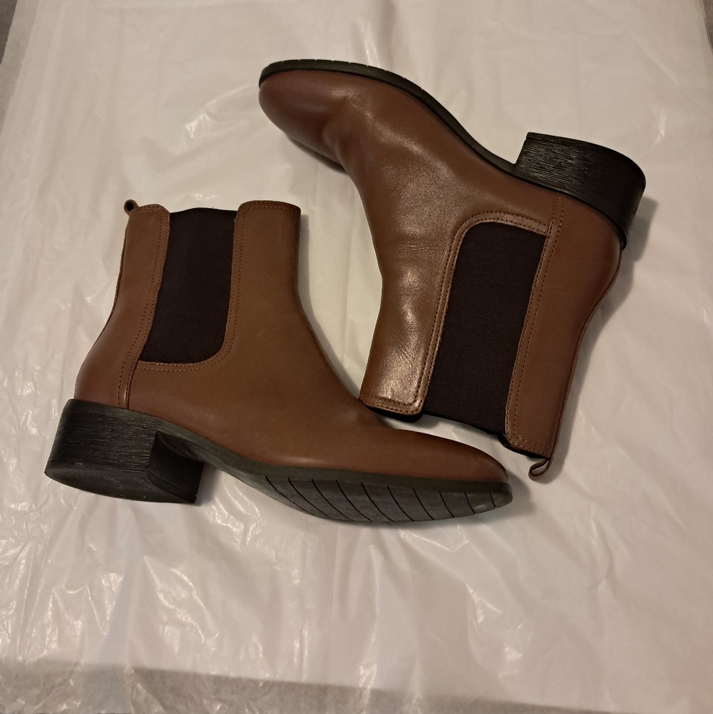 Kenneth Cole Womens Leather Salt Chelsea Ankle Brown Boots Square Low Heel 9.